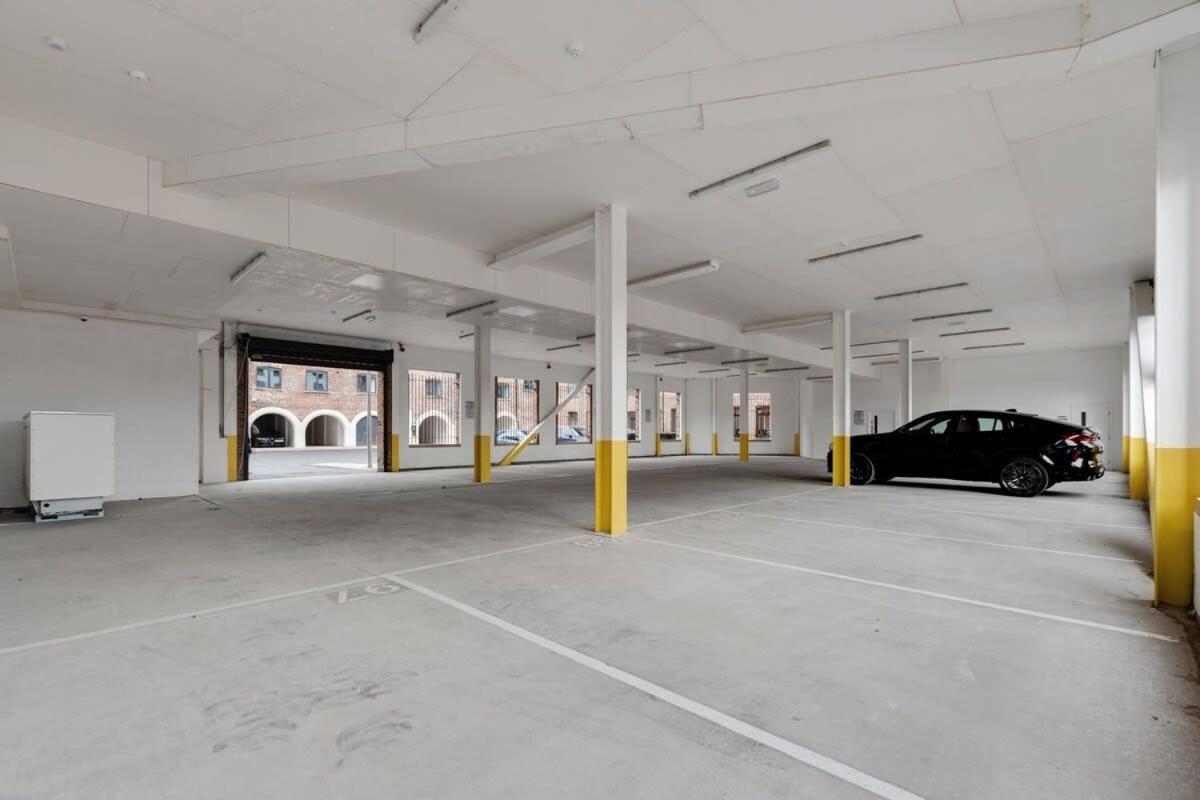 1 Bed Modern Apartment In A Converted Mill Leeds  Exteriér fotografie