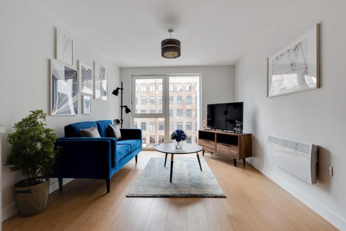 1 Bed Modern Apartment In A Converted Mill Leeds  Exteriér fotografie